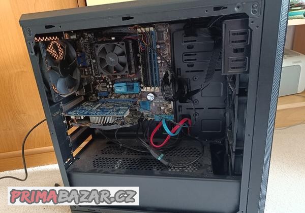 starsi-herni-pocitac