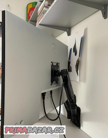 dva-monitory-obrazovky-30-dell-u3023e-ultrasharp