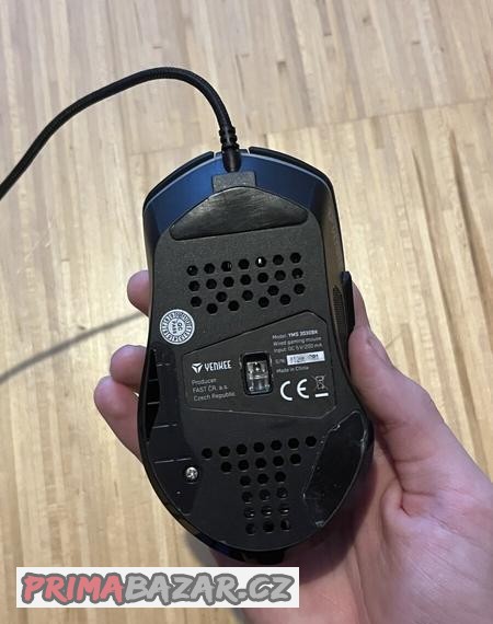 logitech-g102-yenkee-shotgun-mouse-glorious-mouse-bungee