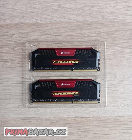Corsair 16GB KIT (2X8GB) DDR3 2133MHz CL11 Red Pro