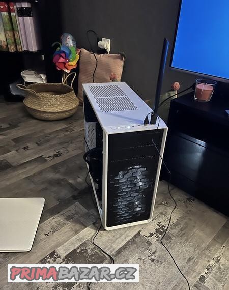 pc-komplet-i510400-gtx1660super-monitor