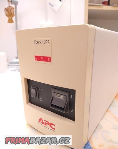 zalozni-zdroj-apc-bk-650mi