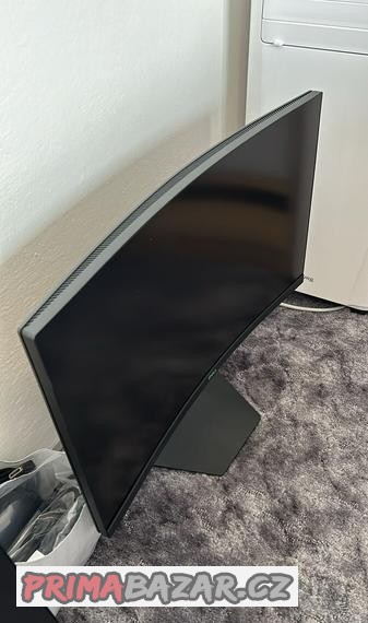 24-dell-curved-herni-monitor