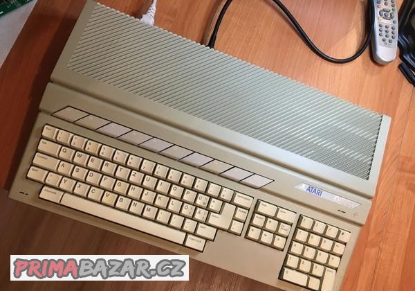 historicky-pocitac-atari-1040-stf-gotek-floppy-emulator