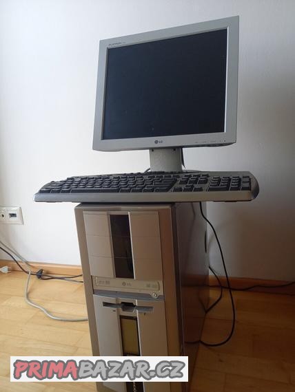 pc-amd-athlon-ii-x3-435-lcd-klavesnice