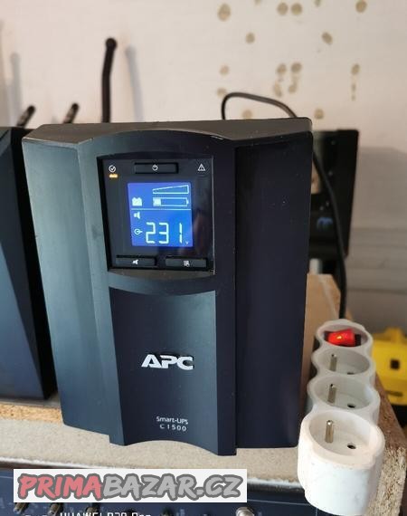 zalozni-zdroj-apc-c1500-cena-dohodou