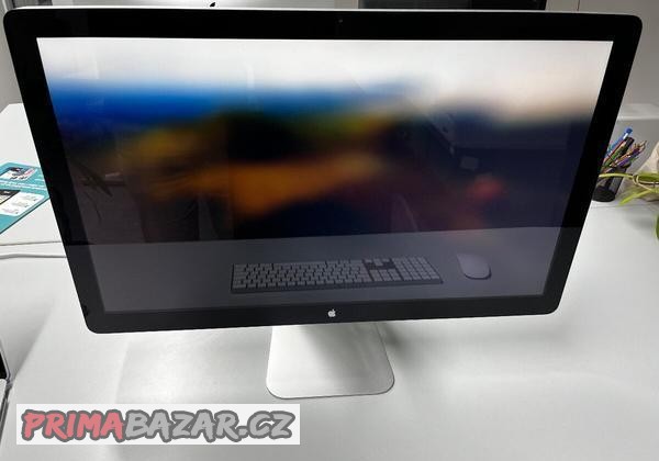 apple-thunderbolt-display-v-krasnem-stavu