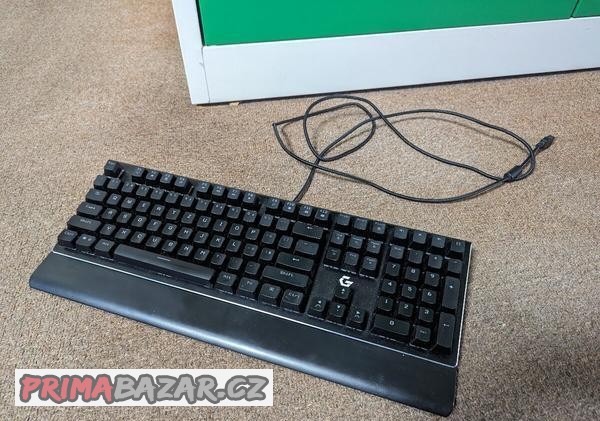 czc-gaming-hexblade-herni-klavesnice-cherry-mx-silent-red
