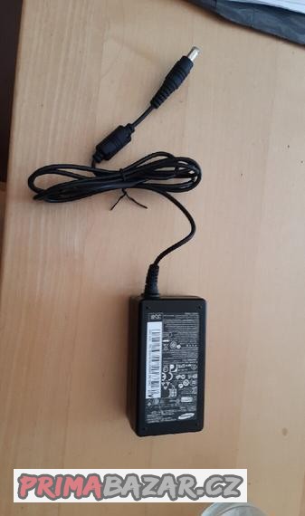 zdroj-pro-monitory-samsung-35w-2-5a