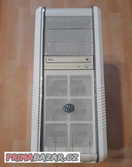 skrin-typu-midi-tower-cm-690-ii-advanced-white-cooler-master