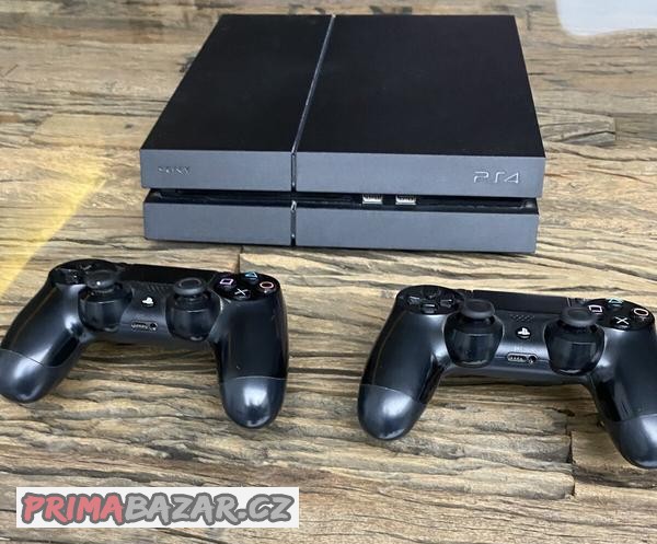Herní konzole Playstation 4 + hry na Ps4 a Ps3