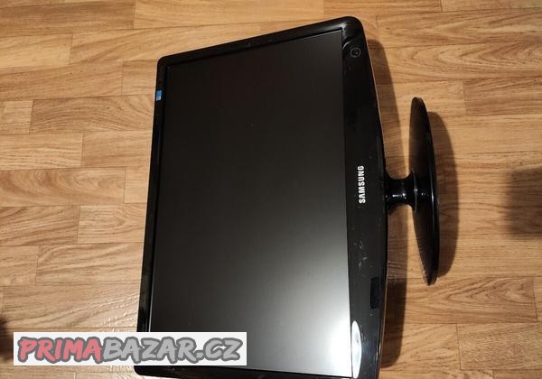 prodam-monitor-samsung-22