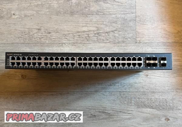 switch-48-portu-zyxel-gs1920-48
