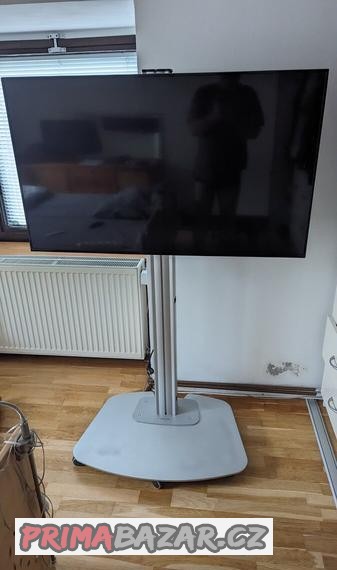 stojan-na-tv-monitor-vogel-s