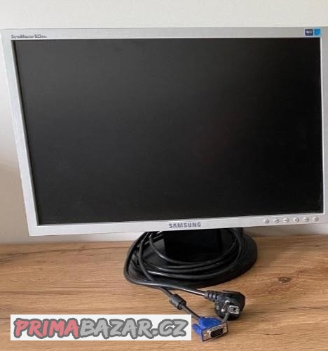 monitor-samsung-19-pekny-plne-funkcni