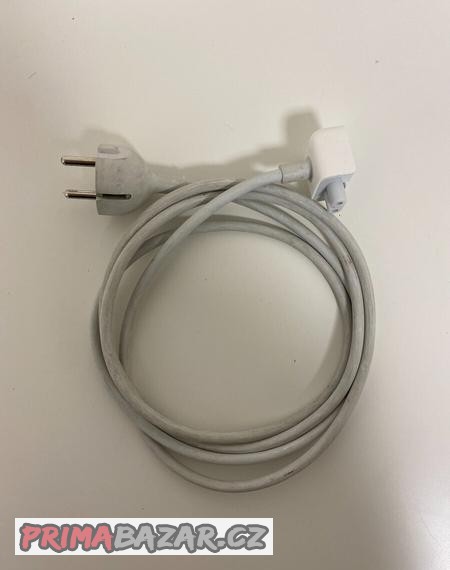 kabel-s-konektorem-pro-nabijecku-na-macbook