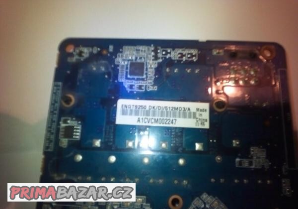 graficka-karta-asus-engts250