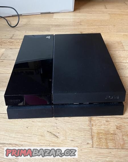 Playstation 4 500GB + ovladač DualShock