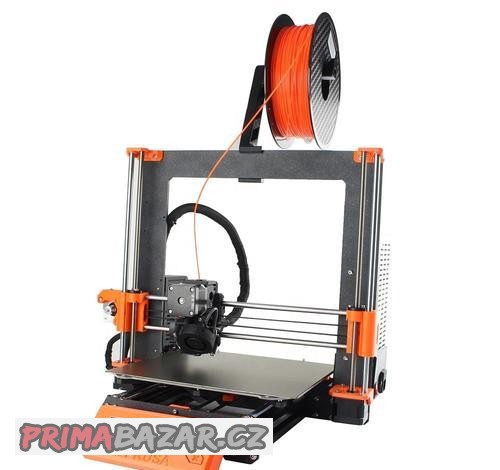 prusa-i3-mk3s-3d-tisk-nova-kopie-staveb-s-plast-d