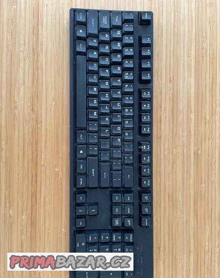 cooler-master-storm-quickfire-xt-spinace-cherry-mx-brown