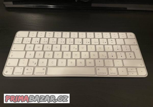 apple-magic-keyboard-a2450