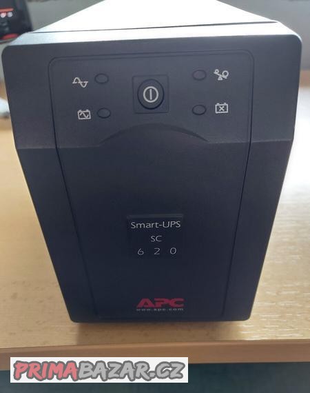 zalozni-zdroj-akumulatorovy-apc-smart-ups-sc-620-black