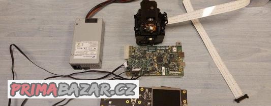 3d-tiskarna-makerbot-replicator