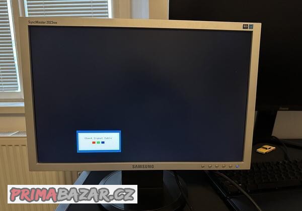 samsung-syncmaster-2023nw-stribrny-lcd-monitor-20