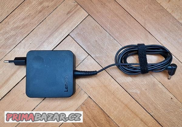 adaptery-pro-notebooky-lenovo