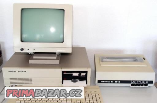 koupim-stary-robotron-monitor