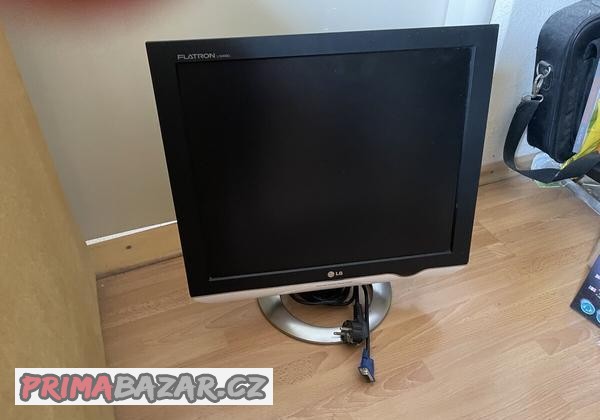 monitor-lg-dobry-stav-cca-19-palcu