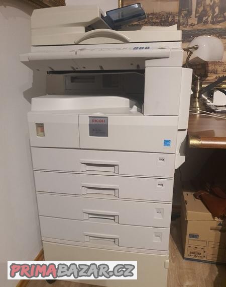 ricoh-cernobila-multifunkcni-kopirka-za-2-800-kc