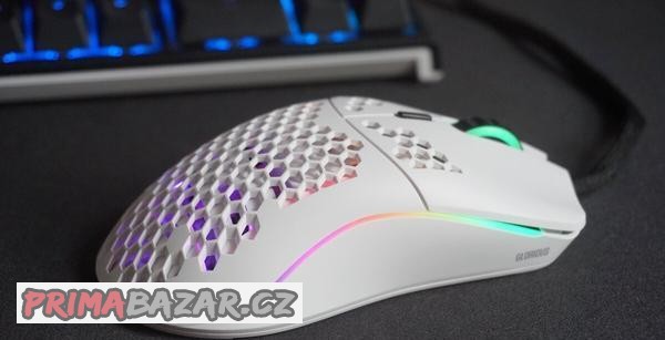 prodam-mys-glorius-model-o-matte-white