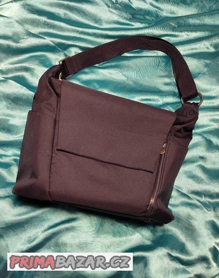 stokke-prebalovaci-taska-deep-blue