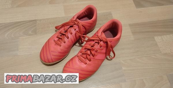 Sportovní sálové boty vel. 36 2/3 zn. Adidas