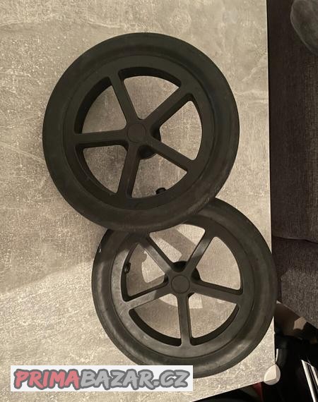 kola-ke-kocarku-cybex-priam-2018