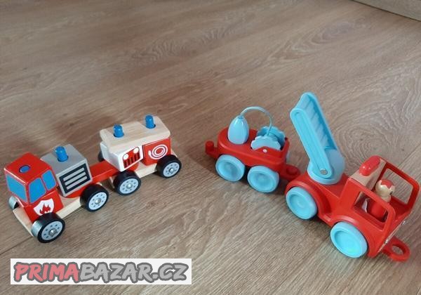Drevene vlačky hasici
