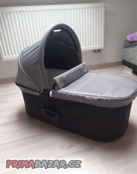 korba-ke-kocarku-baby-jogger-summit-x3