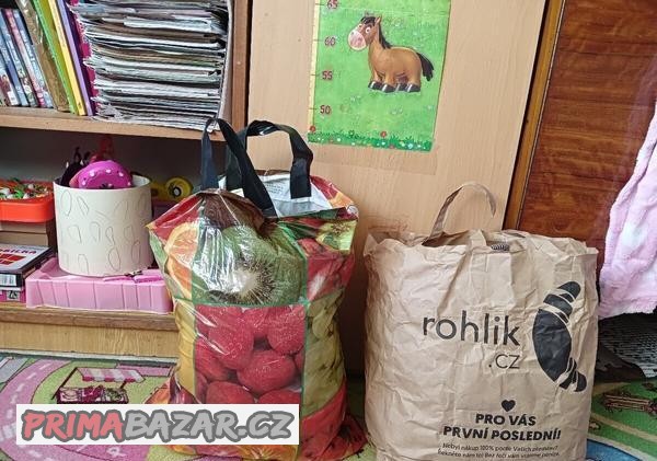 dve-tasky-obleceni-na-miminko-0-1-rok