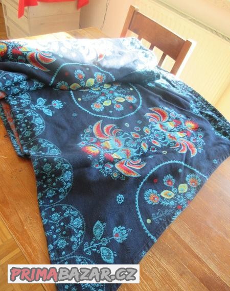 satek-na-noseni-deti-natibaby-koguty-delight