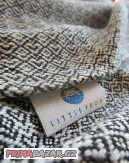 satek-na-noseni-deti-little-frog-lovely-slate