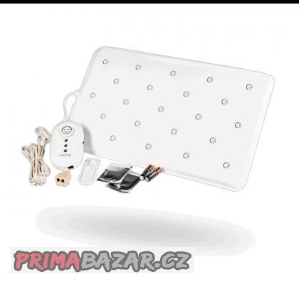 monitor-dechu-nanny-se-2-deskami