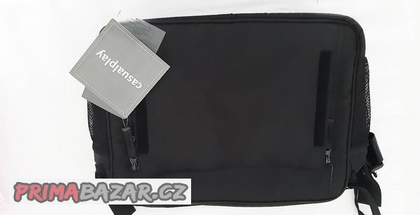 taska-na-kocarek-s-prebalovacimi-podlozkami