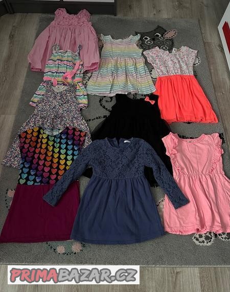 obleceni-na-holcicku-116-122
