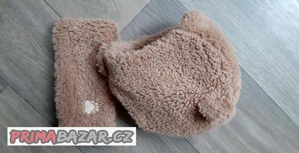 set-cepice-a-nakrcnik-medvidek
