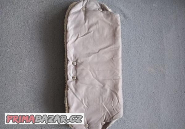 Rukavnik na zimu pro kočárek