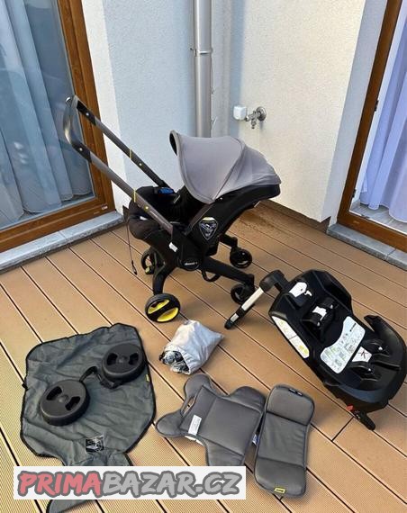 Doona plus s izofix základnou a příslušenstvím