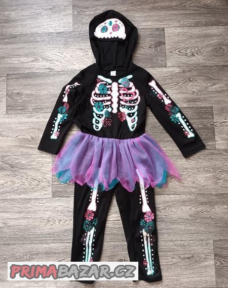 prodavam-malo-noseny-kostym-cerne-kostry-na-halloween-vel