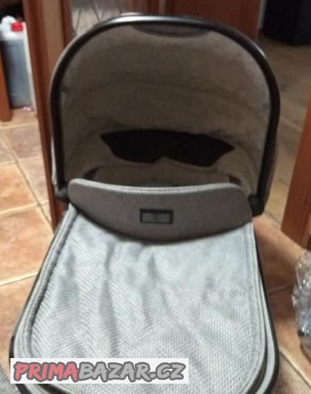 prodam-zachovaly-kocarek