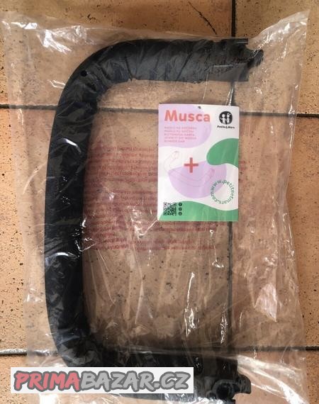 petite-mars-madlo-ke-kocarku-musca